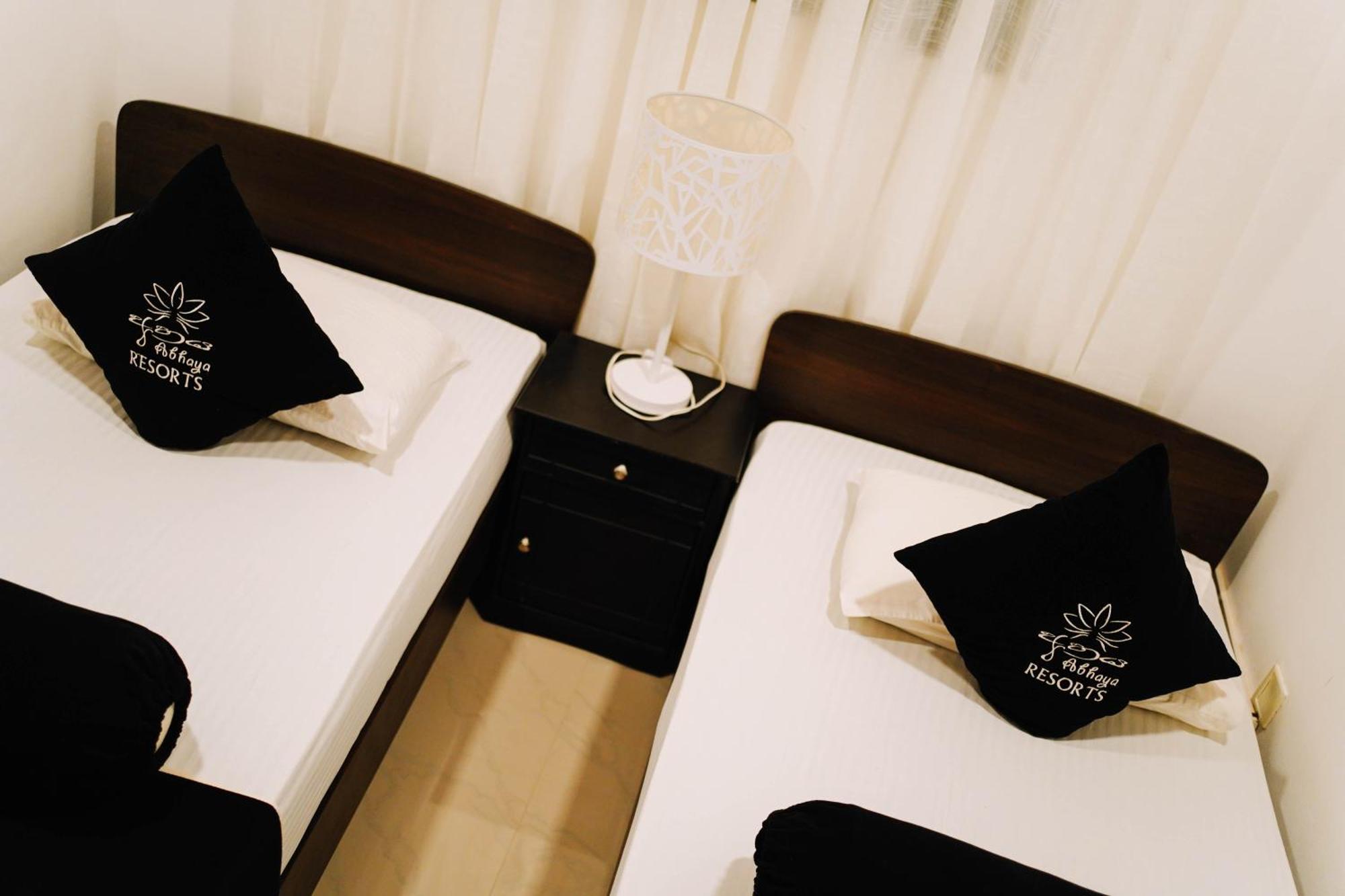 Abhaya Resorts Anuradhapura Ngoại thất bức ảnh