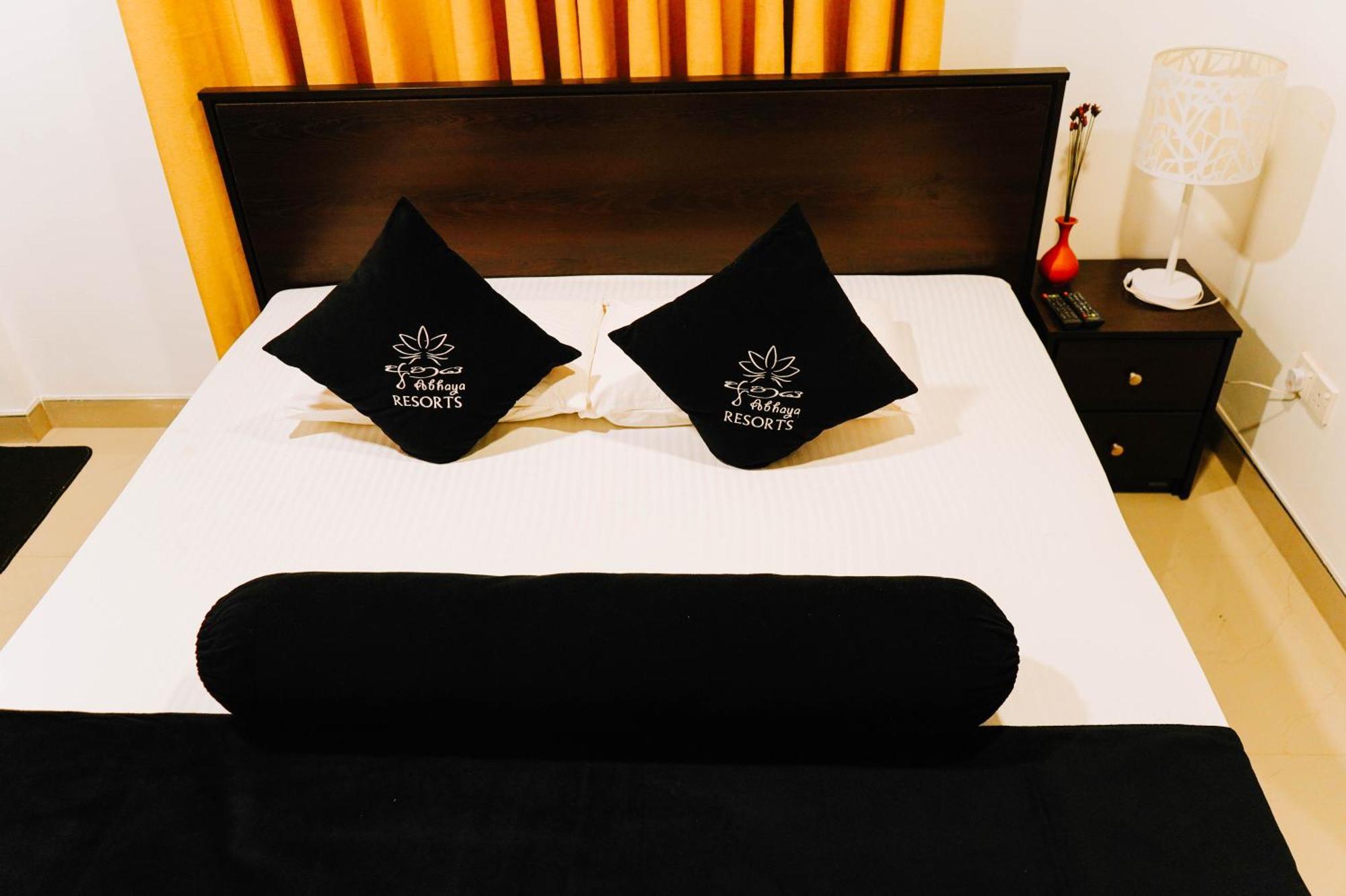 Abhaya Resorts Anuradhapura Ngoại thất bức ảnh