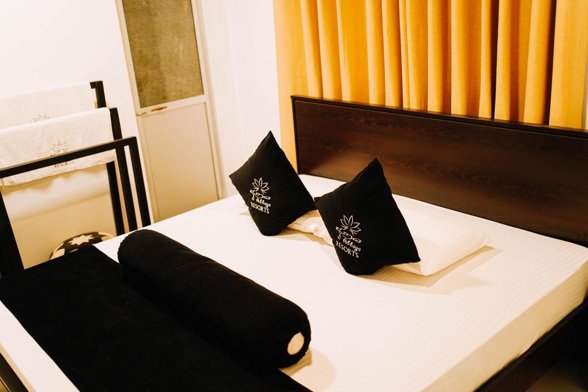 Abhaya Resorts Anuradhapura Ngoại thất bức ảnh