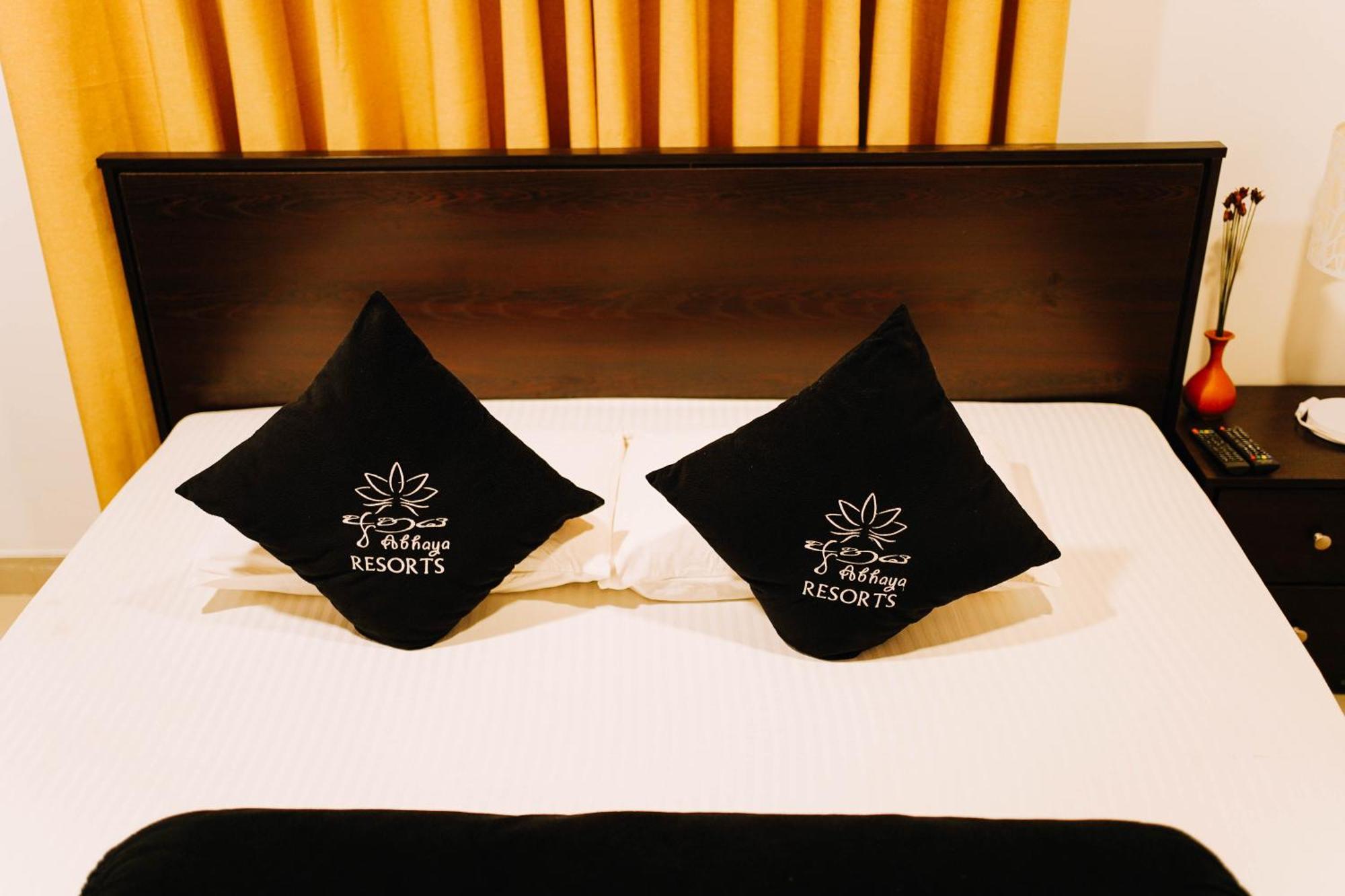 Abhaya Resorts Anuradhapura Ngoại thất bức ảnh